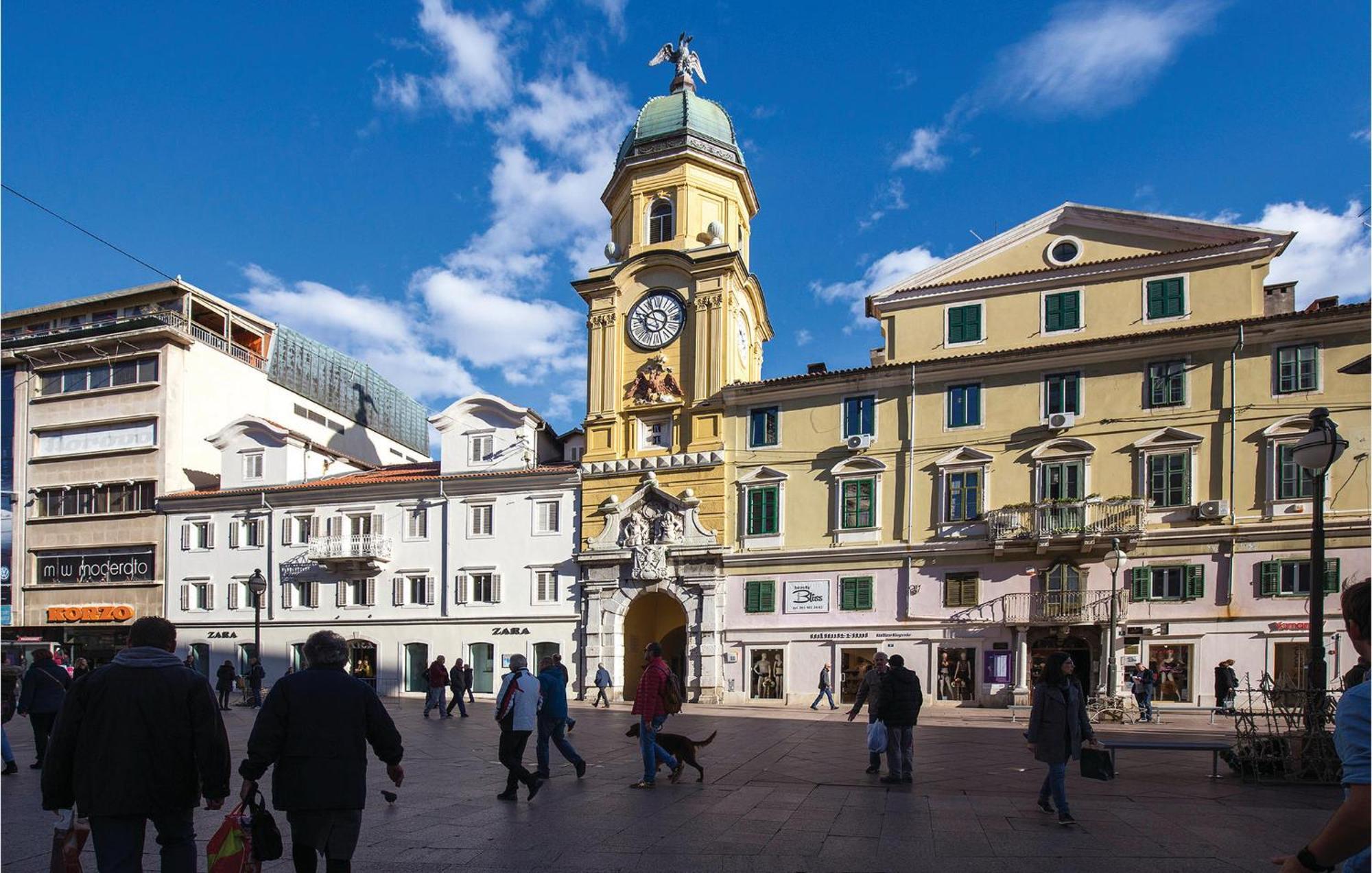 Gorgeous Apartment In Rijeka With House Sea View Zewnętrze zdjęcie